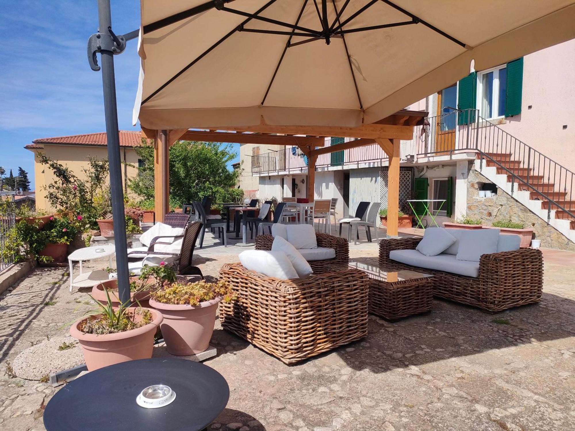 B&B Airone Giglio Castello Exteriör bild